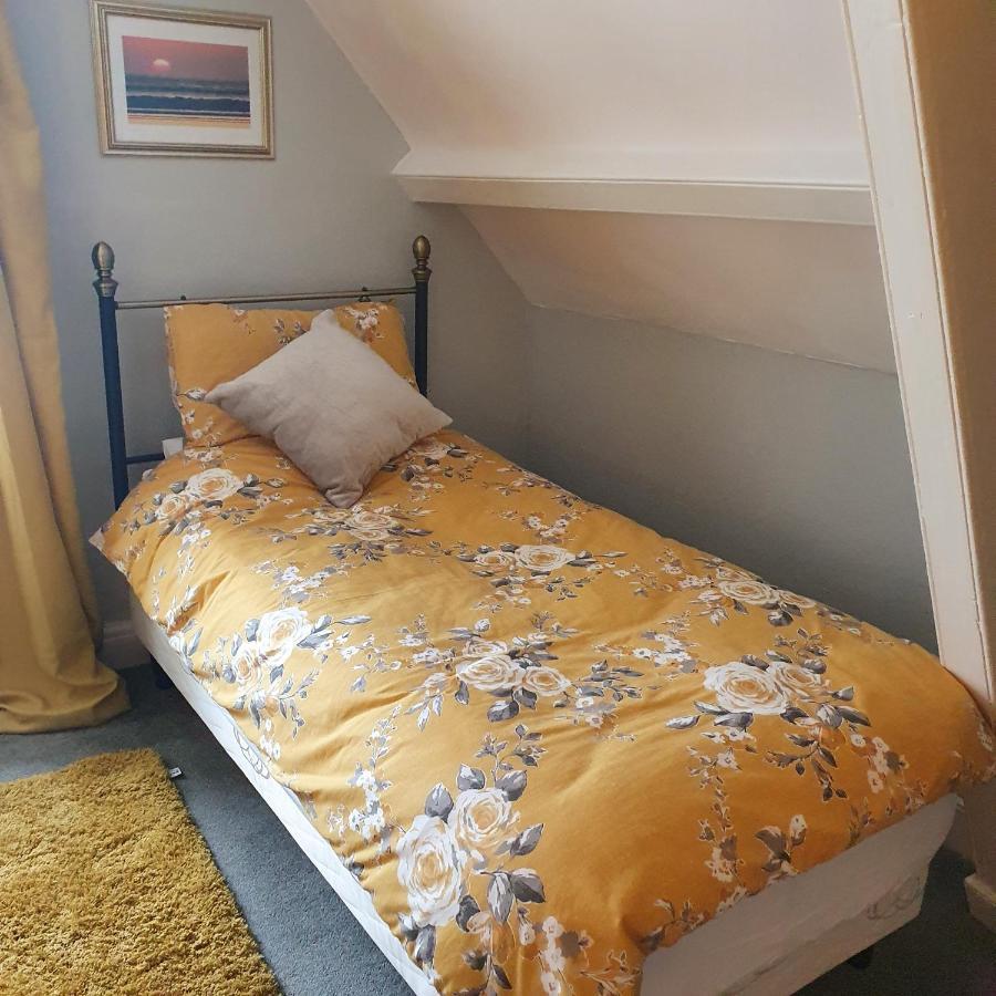 Pendyffryn Manor Bed & Breakfast Little Haven Exterior photo